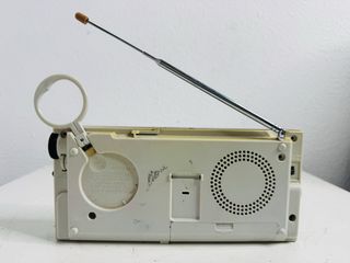 Radio Portátil Sony ICF-35 Multibanda