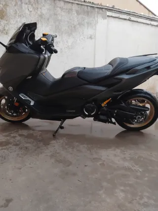 YAMAHA TMAX 560 TECH MAX 2020
