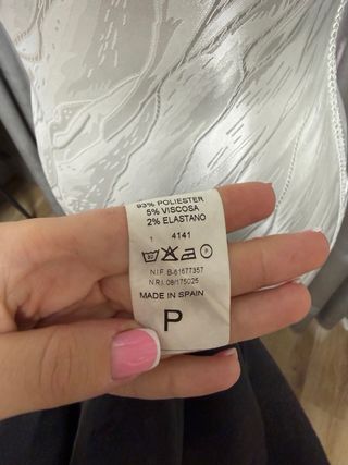 Abrigo gris + gorra de regalo