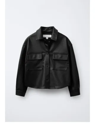 Cazadora Zara efecto piel