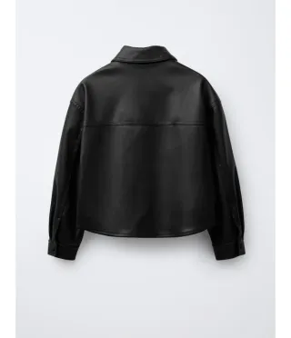 Cazadora Zara efecto piel