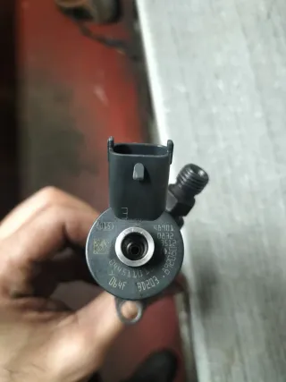 Inyectores diésel Ford cmax 1.6tdci en buen estado