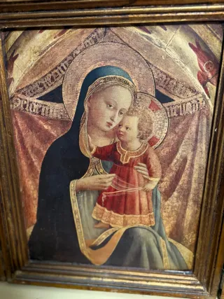 Tríptico religioso antiguo