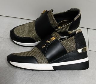 Zapatillas Michael Kors Negras y Doradas