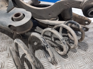 PUENTE TRASERO TOYOTA AURIS (E18) 2ZR