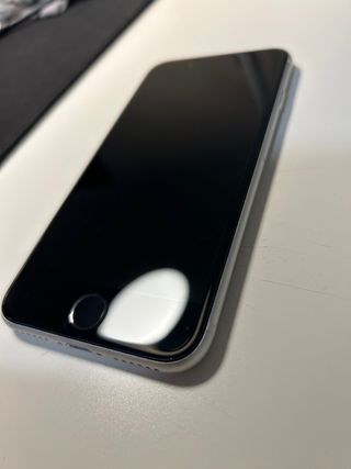 iPhone SE 2020 Blanco/Plateado