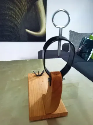 Tabla "Jamonero"  de Madera y Metal