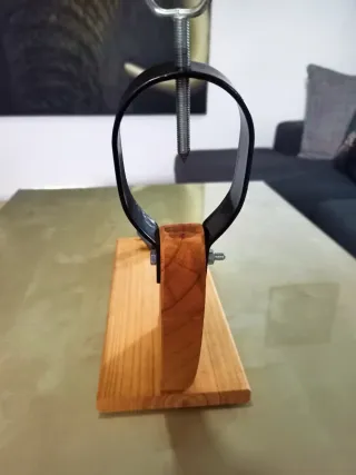 Tabla "Jamonero"  de Madera y Metal