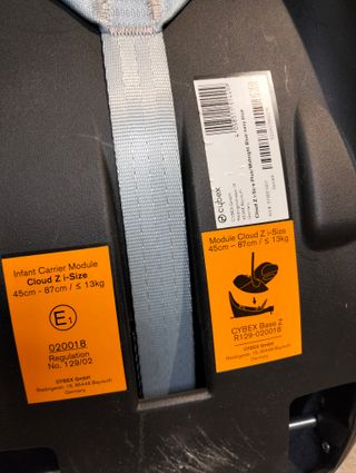 Cybex Silla de auto infantil Cloud Z i-Size PLUS  Azul náutico