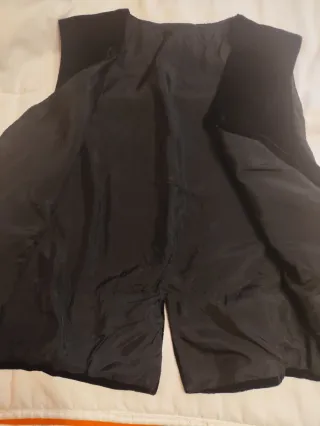 Chaleco tipo terciopelo negro