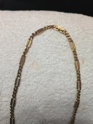 Cadena Pierre Cardin Dorada