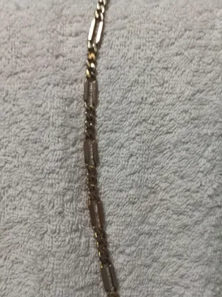 Cadena Pierre Cardin Dorada