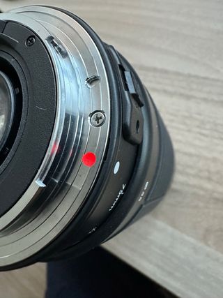 Objetivo Sigma 75-300mm Canon