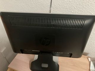 Monitor HP 21.5 Negro/Plata