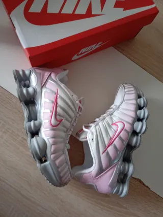 Zapatillas Nike Shox Mujer Rosa y Plata