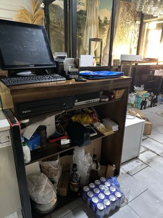 Mueble mostrador madera