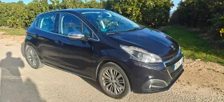 Peugeot 208 2016