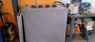 Depósito 700L con bomba, surtidor y cuentalitros