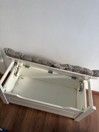 Banco de almacenaje/ baúl de madera.