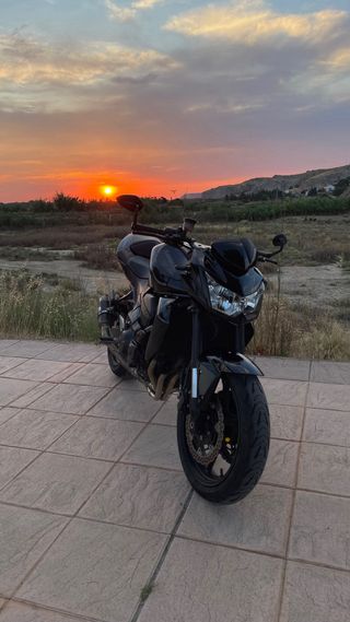 Kawasaki Z750 Negra 2009