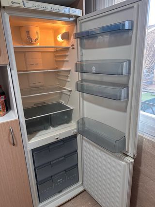 Nevera Combi Balay No Frost - Limpia y sin olores