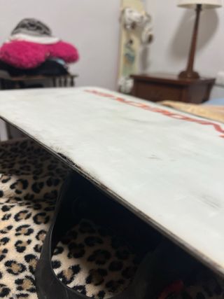 Tabla Nidecker 154 con fijaciones