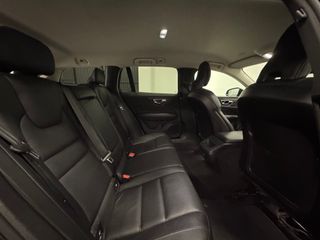 Volvo V60 B4 D PLUS DARK AUTO