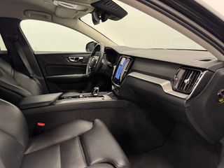 Volvo V60 B4 D PLUS DARK AUTO