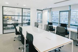 Oficina en alquiler en Les Corts en Barcelona