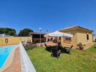 Chalet en venta en Sancti Petri - La Barrosa en Chiclana de la Frontera