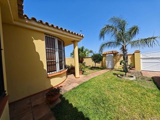 Chalet en venta en Sancti Petri - La Barrosa en Chiclana de la Frontera