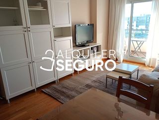 Piso en alquiler en Martín Carpena - Torre del Río en Málaga