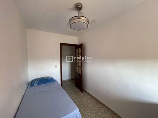 Piso en alquiler en Parque Mediterráneo - Santa Paula en Málaga