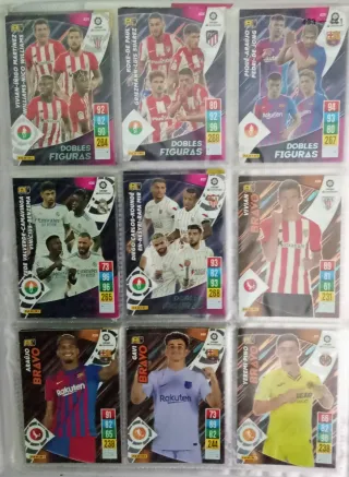 Álbum Adrenalyn 21-22 con 385 cromos