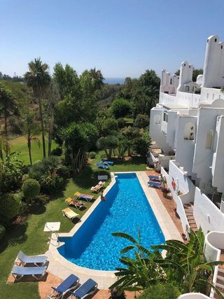 Casa adosada en alquiler en Lomas de Marbella Club - Puente Romano en Marbella