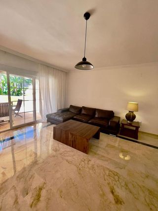 Casa adosada en alquiler en Nagüeles Alto en Marbella