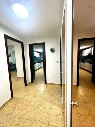 Piso en venta en La Malva-rosa en Valencia