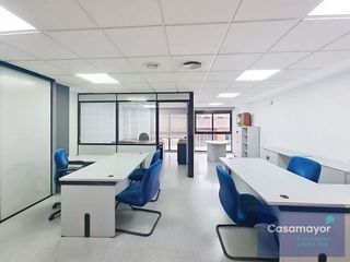 Oficina en venta en Centro en Alicante