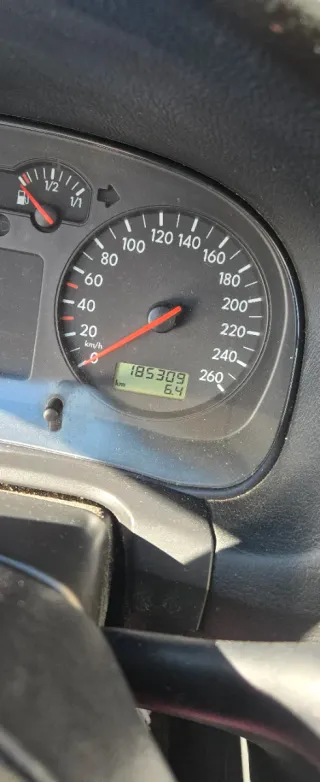 Volkswagen Golf 1998