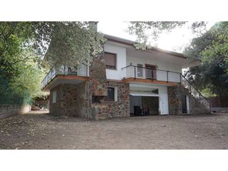 Chalet en venta en Vallromanes