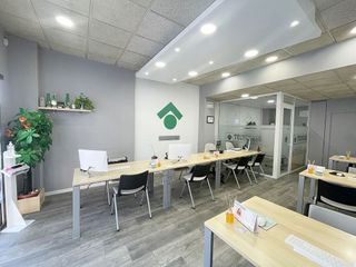 Local comercial en venta en La Salut - Lloreda en Badalona