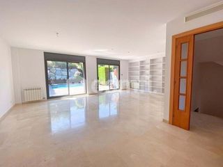 Casa pareada en alquiler en Alella