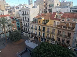 Piso en alquiler en Centro en Alicante