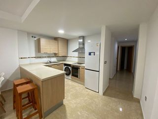 Piso en alquiler en Zona Piscinas en Burriana