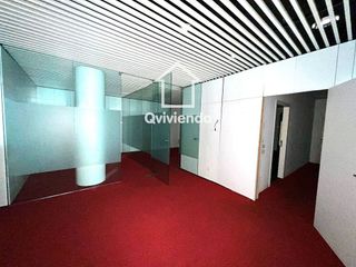 Local comercial en venta en Centre - Cordelles en Cerdanyola del Vallès