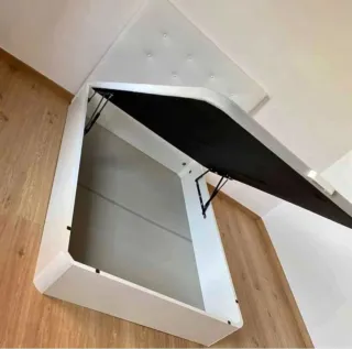 Canapés y colchones nuevos