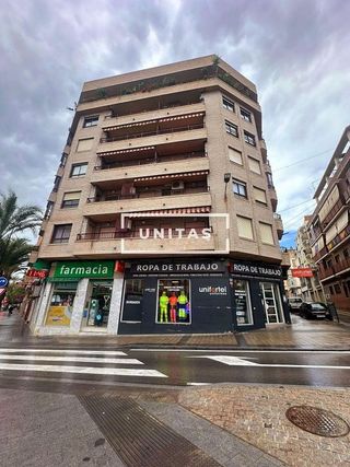 Garaje en venta en Campoamor en Alicante
