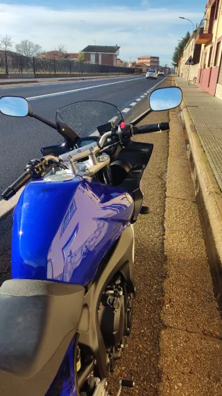 Yamaha Fazer 600 v2 Azul