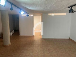 Local comercial en venta en Can Roca en Terrassa