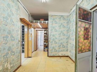 Local comercial en venta en Gavarra en Cornellà de Llobregat